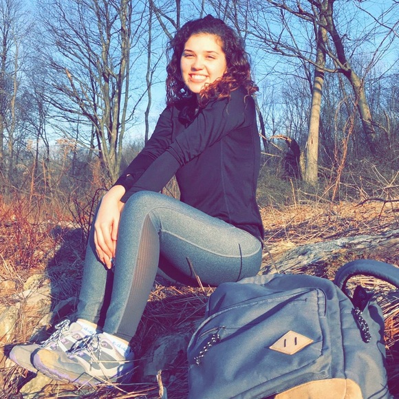 Hi! - Picture 2 of 4